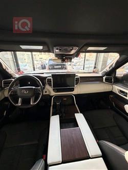 تويوتا سيكويا